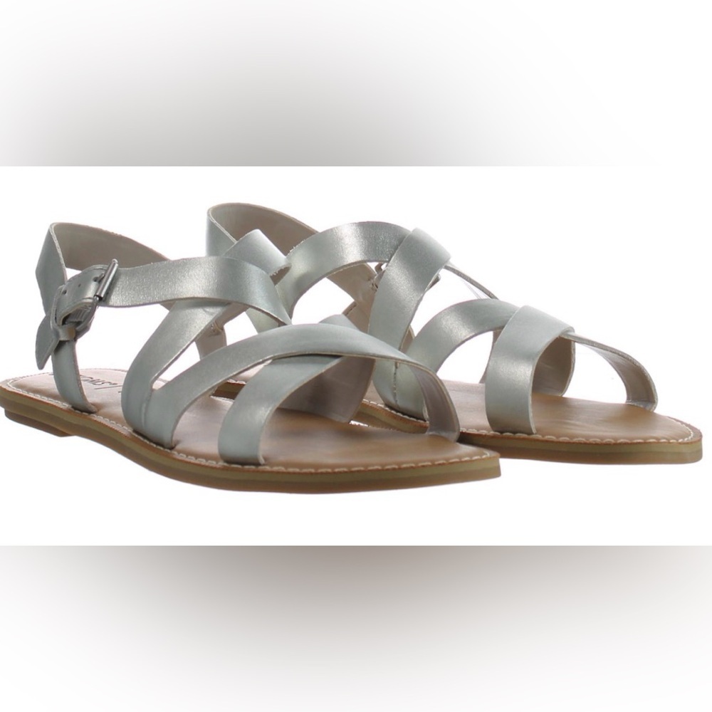 TOMS Sicily Strap Up Silver Nubuck Leather Sandals | NWOT | Sz 6.5